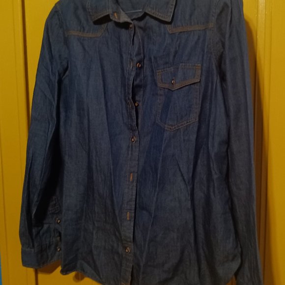 ZARA GRAPHIC DENIM BUTTON DOWN SHIRT FOR WOMEN - Picture 1 of 4